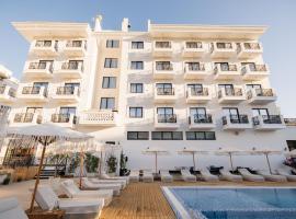 Chimaera Hotel, Hotel in Himarë