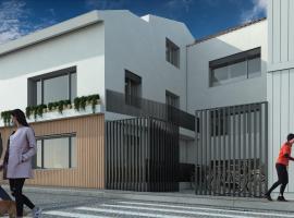 Apartamento Amares Luxury T3 Férias Minho & Douro Experiences with Luxury Car and Driver, hotel in Amares