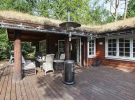 8 person holiday home in Frederiksværk-By Traum