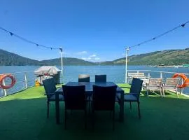 Casa pe lac Bicaz