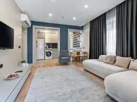 Zeluxe Suite Hotel