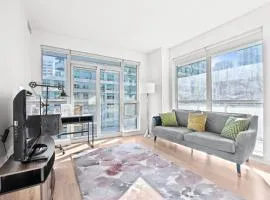 Modern New 2Bd 2Ba &Den Condo with Balcony