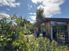 Wye Knot - Modern Country Retreat with Views