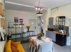 Pasta Kvartāls Inn, &xi;&epsilon;&nu;&omicron;&delta;&omicron;&chi;&epsilon;ί&omicron; &mu;&epsilon; &pi;ά&rho;&kappa;&iota;&nu;&gamma;&kappa; &sigma;&epsilon; Ogre