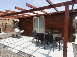 Peaceful Getaway with Pool & BBQ Area, hotel i La Esperanza