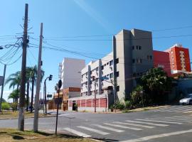 OYO Hotel Vila Rica, Ribeirão Preto, ξενοδοχείο κοντά στο Αεροδρόμιο Dr. Leite Lopes–Ribeirão Preto State  - RAO, Ριμπεράο Πρέτο