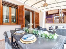 Apartment Rais 13 by Interhome，位于斯廷蒂诺的酒店