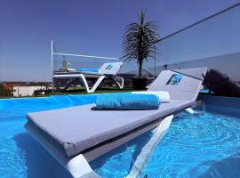 Jas Pipera Studio & Private Pool, hotel v destinaci Voluntari