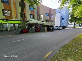 Willa Ranna Resort, hostal en P&auml;rnu