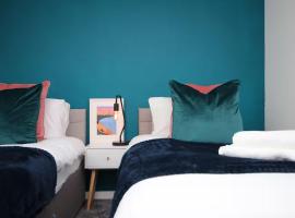 Home with Ocean View - Contractors and Families, hotel i Port Talbot