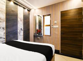 Hotel O The Luxury Inn, hotel near Bagdogra Airport - IXB, Siliguri