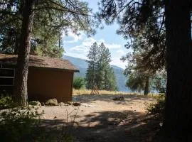 Cabin Getaway with Lake View!