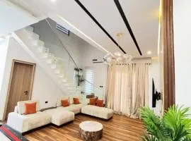 Furnished 4 Bed TownHouse