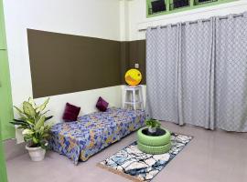 Kuwoli AC unit, hotel in Tezpur