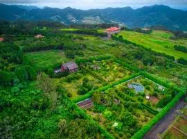 Ocean View Garden Retreat by the Golf Course