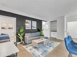 Upscale King 2BR Suite Mins to Downtown Raleigh