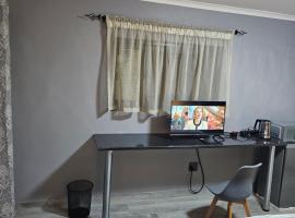 Lanico, hotel in Witbank