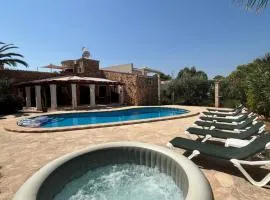 Villa Sanchez