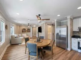 Carters Court Serene Suite