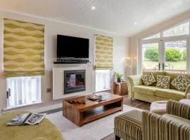 The Beech House Lodge - New Quay