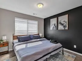 Charming King 2BR Suite in Research Triangle Park