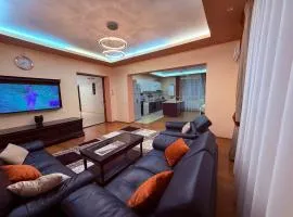Alisia House