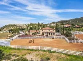 Villa on 5 Acre Vineyard Equestrian Estate, Pool & Hot tub, Events