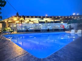 Timbers INN and Suites, motel em Ashland
