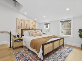 North End Entire House, casa de campo em Boston