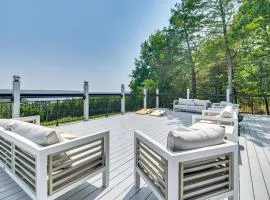 Lake View and Game Room on 3 half Acres, Near Marina