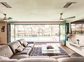 Casa Ln