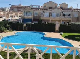 Ideal pool view bungalow EU