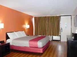 Motel 6-Cleveland, TN