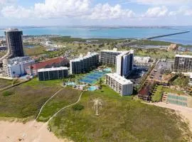 On the beach - Modern Luxury condo - Ocean and Pool Views