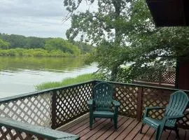 Anchor Inn Marina and Resort