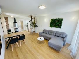 DUPLEX - 6 pers - Wifi - 04190 LES MÉES, ξενοδοχείο σε Les Mées