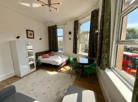 The Finchley Grand Flat I