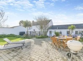 Elmwood Cottage