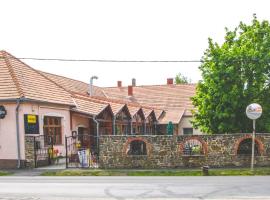 Borostyánkert Étterem & Vendégház, pension in Sitke