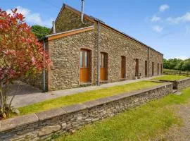 Coed Y Nant Barn