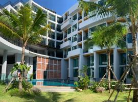 Atom Phuket Hotel, hotel poblíž Mezinárodní letiště Phuket - HKT, 