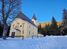 Apartment in Sankt Lambrecht near Ski Lift