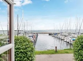 6 person holiday home in Ebeltoft-By Traum