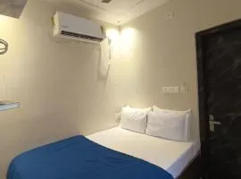 Shree Murlidhar Residency - Couple friendly