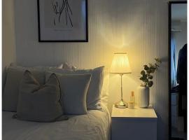 Abu Dhabi Budget Smart Stay, guest house in Abu Dhabi