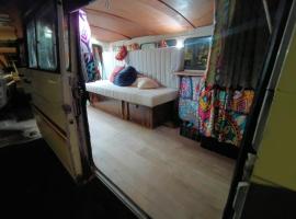 Vintage Camper Van for driving and living in Mallorca, хотел в Sol de Mallorca