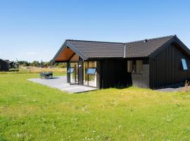 Lovely Home In Stege With Sauna, lyxhotell i Stege