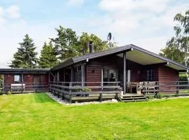 8 person holiday home in Svendborg-By Traum