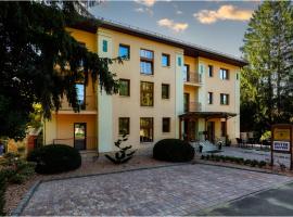 Hotel Anna M&aacute;traf&uuml;red, haustierfreundliches Hotel in M&aacute;traf&uuml;red