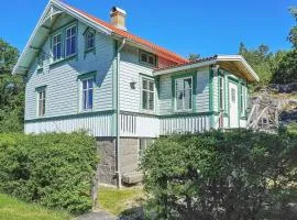 5 person holiday home in KUNGSHAMN